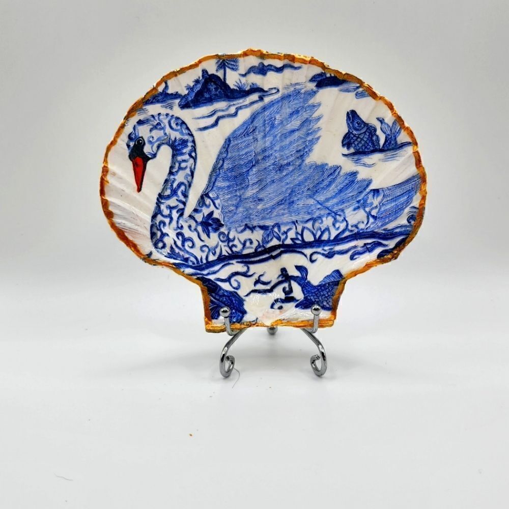 Decoupage Scalloped shell Blue Swan